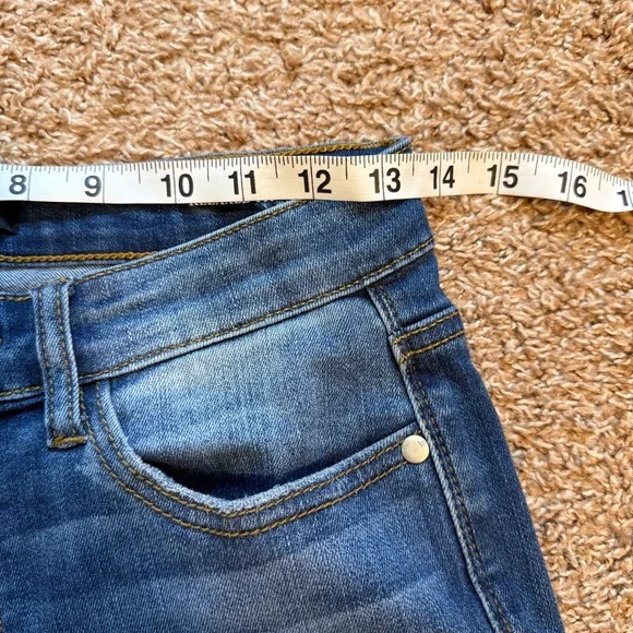 JUDY Blue Relaxed Fit Denim Jeans - Picture 4 of 5